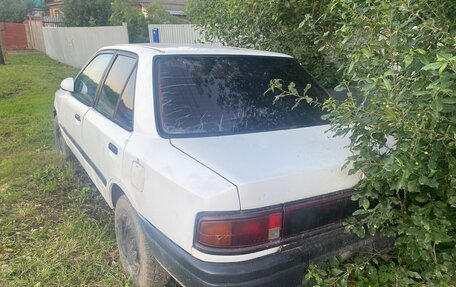 Mazda Familia, 1989 год, 40 000 рублей, 2 фотография