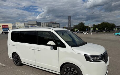 Honda Stepwgn, 2024 год, 3 200 000 рублей, 1 фотография