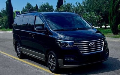 Hyundai Grand Starex Grand Starex I рестайлинг 2, 2019 год, 4 000 000 рублей, 1 фотография