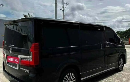 Toyota HiAce H300, 2025 год, 19 980 000 рублей, 11 фотография