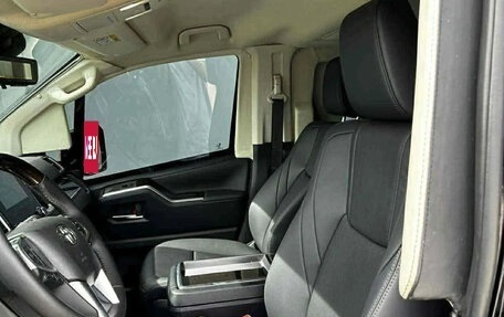 Toyota HiAce H300, 2025 год, 19 980 000 рублей, 10 фотография