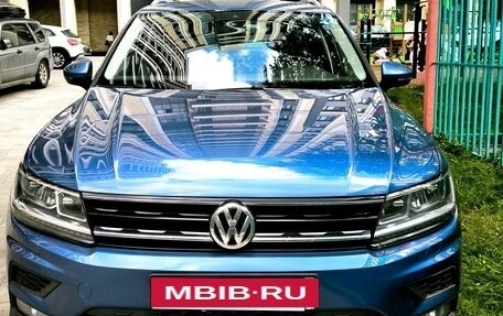 Volkswagen Tiguan II, 2019 год, 2 790 000 рублей, 1 фотография