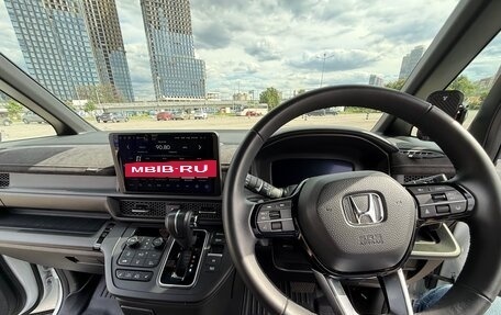 Honda Stepwgn, 2024 год, 3 200 000 рублей, 9 фотография