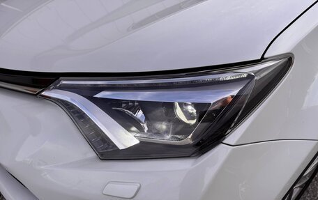 Toyota RAV4, 2016 год, 2 620 000 рублей, 11 фотография