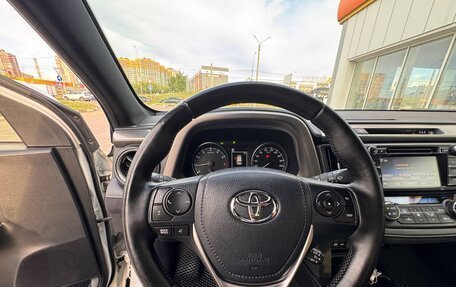 Toyota RAV4, 2016 год, 2 620 000 рублей, 18 фотография