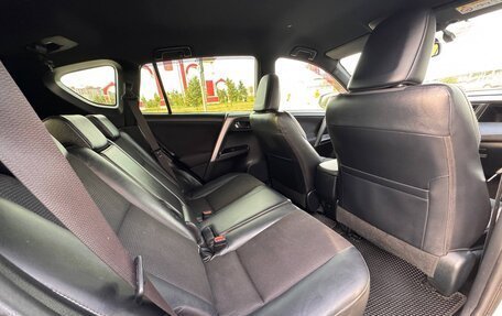 Toyota RAV4, 2016 год, 2 620 000 рублей, 27 фотография