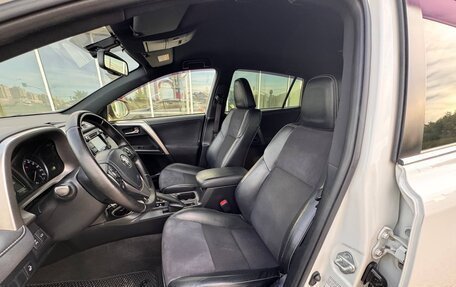 Toyota RAV4, 2016 год, 2 620 000 рублей, 19 фотография