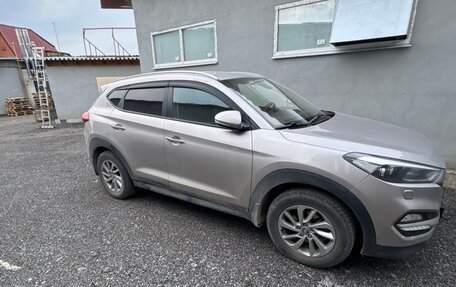 Hyundai Tucson III, 2016 год, 1 880 000 рублей, 2 фотография