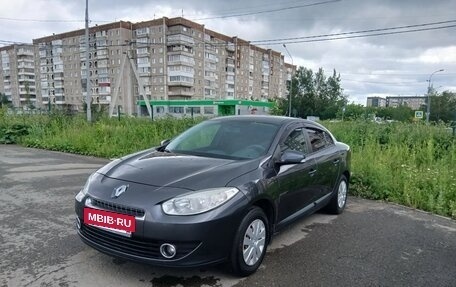 Renault Fluence I, 2011 год, 680 000 рублей, 2 фотография
