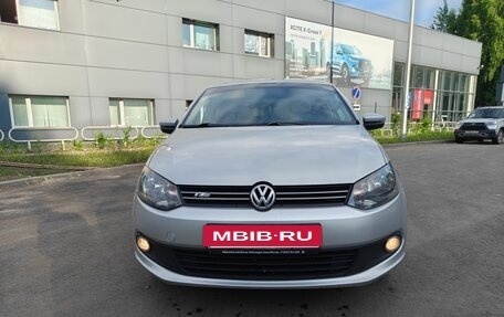 Volkswagen Polo VI (EU Market), 2012 год, 650 000 рублей, 2 фотография