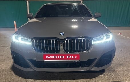 BMW 5 серия, 2021 год, 5 550 000 рублей, 2 фотография