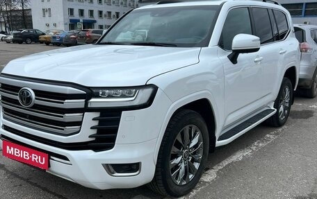 Toyota Land Cruiser, 2021 год, 7 850 000 рублей, 2 фотография
