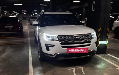 Ford Explorer VI, 2018 год, 2 490 000 рублей, 2 фотография
