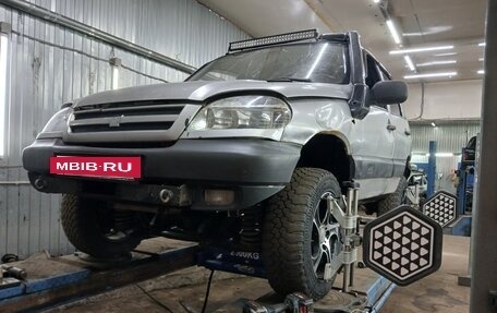 Chevrolet Niva I рестайлинг, 2004 год, 230 000 рублей, 17 фотография