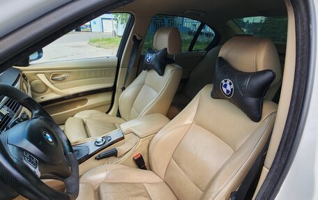 BMW 3 серия, 2005 год, 1 150 000 рублей, 24 фотография