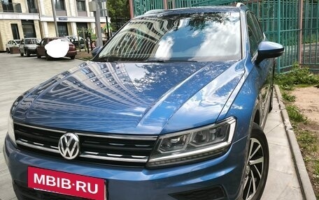 Volkswagen Tiguan II, 2019 год, 2 790 000 рублей, 2 фотография