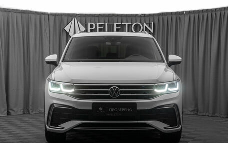 Volkswagen Tiguan II, 2022 год, 3 050 000 рублей, 3 фотография