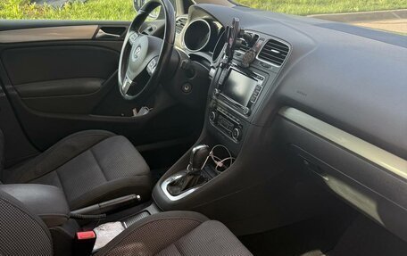 Volkswagen Golf VI, 2012 год, 900 000 рублей, 5 фотография