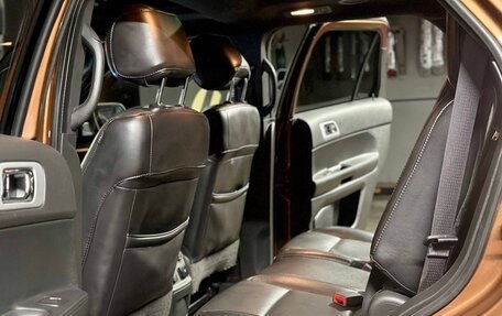 Ford Explorer VI, 2013 год, 1 400 000 рублей, 9 фотография