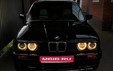 BMW 3 серия, 1986 год, 900 000 рублей, 2 фотография