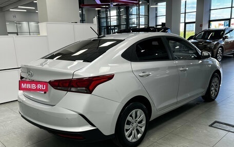 Hyundai Solaris II рестайлинг, 2021 год, 1 750 000 рублей, 6 фотография
