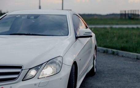 Mercedes-Benz E-Класс, 2012 год, 1 430 000 рублей, 2 фотография