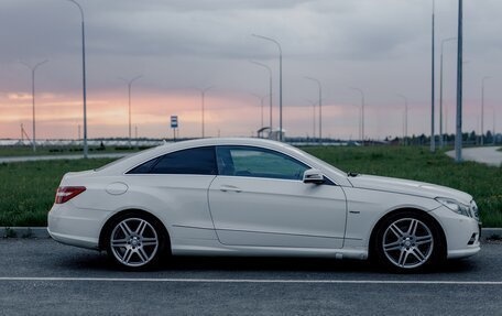Mercedes-Benz E-Класс, 2012 год, 1 430 000 рублей, 6 фотография