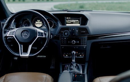 Mercedes-Benz E-Класс, 2012 год, 1 430 000 рублей, 14 фотография