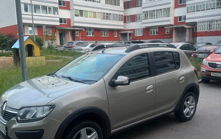 Renault Sandero II рестайлинг, 2016 год, 815 000 рублей, 2 фотография