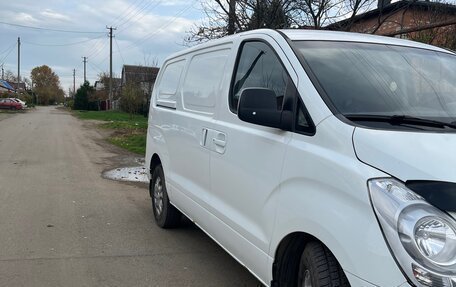 Hyundai Grand Starex Grand Starex I рестайлинг 2, 2008 год, 850 000 рублей, 3 фотография