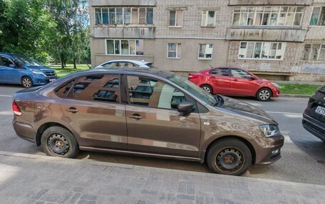 Volkswagen Polo VI (EU Market), 2015 год, 950 000 рублей, 1 фотография