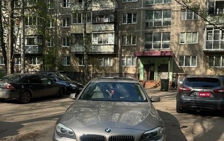 BMW 5 серия, 2011 год, 1 950 000 рублей, 1 фотография