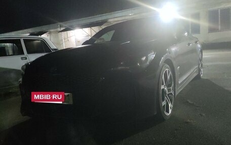 KIA Stinger I, 2017 год, 2 100 000 рублей, 3 фотография