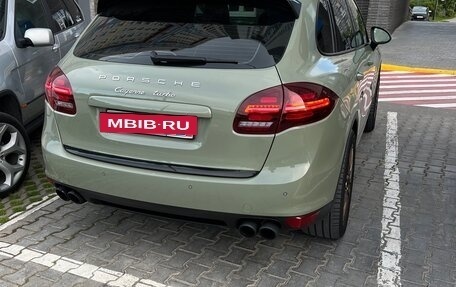 Porsche Cayenne III, 2011 год, 16 фотография
