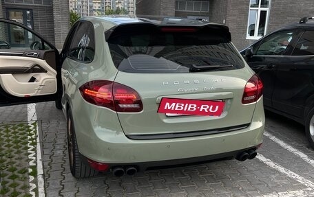 Porsche Cayenne III, 2011 год, 17 фотография