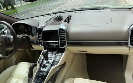 Porsche Cayenne III, 2011 год, 23 фотография
