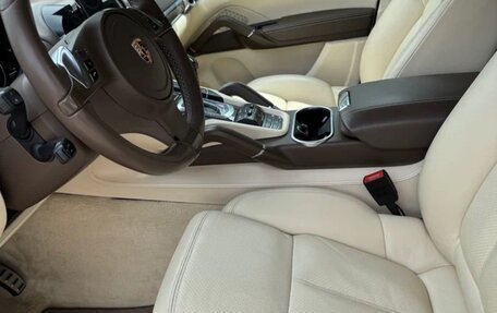 Porsche Cayenne III, 2011 год, 22 фотография