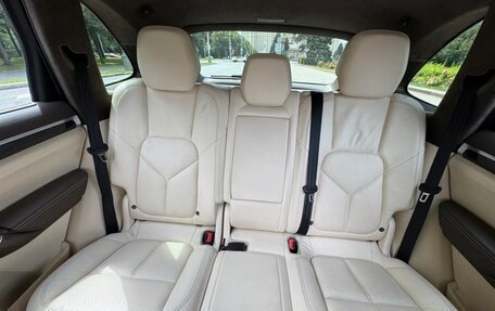 Porsche Cayenne III, 2011 год, 24 фотография
