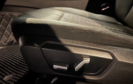 BMW 3 серия, 2017 год, 1 700 000 рублей, 15 фотография