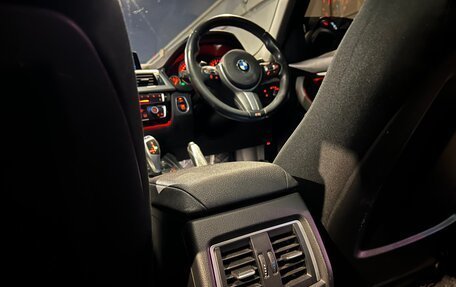 BMW 3 серия, 2017 год, 1 700 000 рублей, 31 фотография