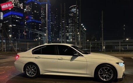 BMW 3 серия, 2017 год, 1 700 000 рублей, 26 фотография