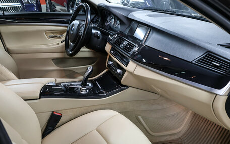 BMW 5 серия, 2014 год, 2 000 000 рублей, 12 фотография