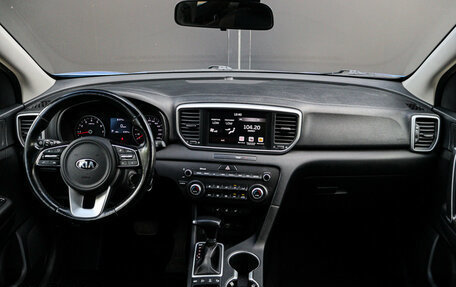 KIA Sportage IV рестайлинг, 2020 год, 2 799 000 рублей, 11 фотография