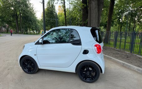 Smart Fortwo III, 2017 год, 1 900 000 рублей, 2 фотография