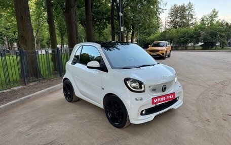 Smart Fortwo III, 2017 год, 1 900 000 рублей, 4 фотография