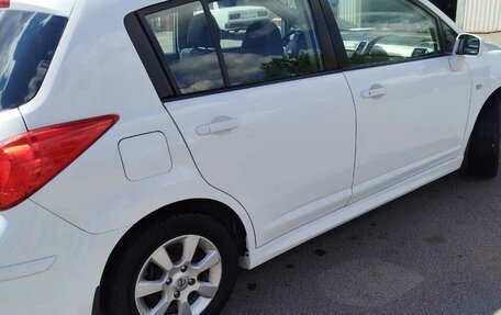Nissan Tiida, 2011 год, 700 000 рублей, 2 фотография