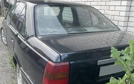 Opel Omega A, 1988 год, 100 000 рублей, 3 фотография