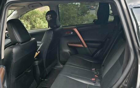 Toyota RAV4, 2015 год, 2 700 000 рублей, 10 фотография