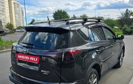 Toyota RAV4, 2015 год, 2 700 000 рублей, 4 фотография