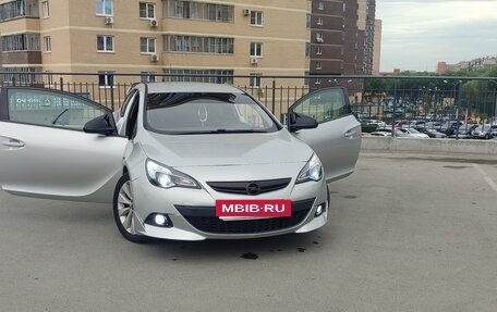 Opel Astra J, 2012 год, 700 000 рублей, 2 фотография